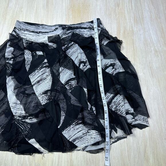 Ethyl Black Ivory Mesh Ruffle Abstract Monochrome Swirl Graphic Pattern Skirt 6 - Picture 12 of 12